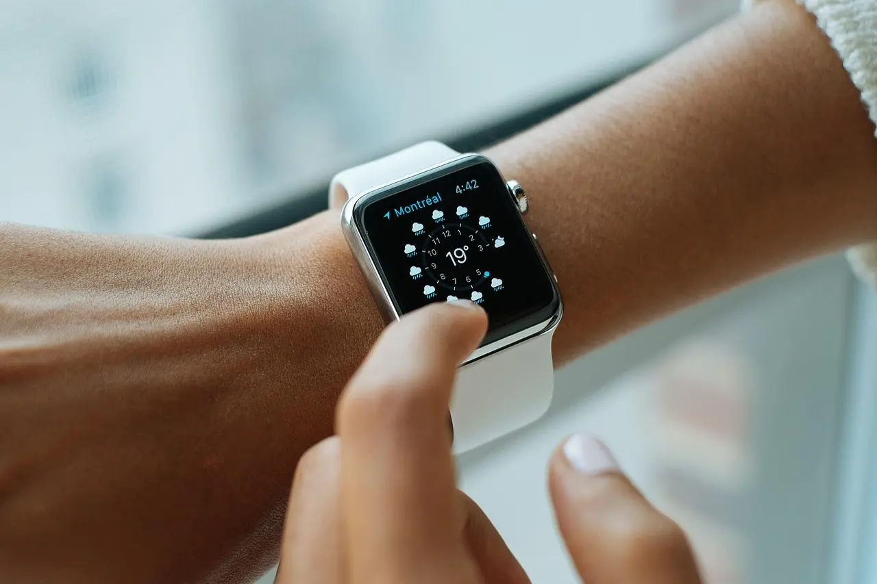 Sådan vælger du smartwatch til far, der løber 10 km