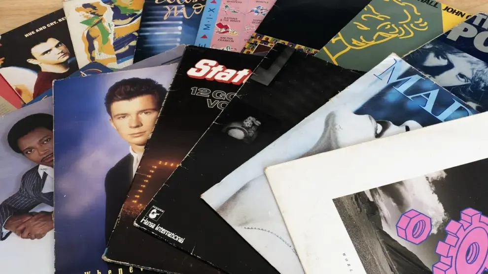 Hvilken vinylpladespiller vil glæde far, der elsker rock?