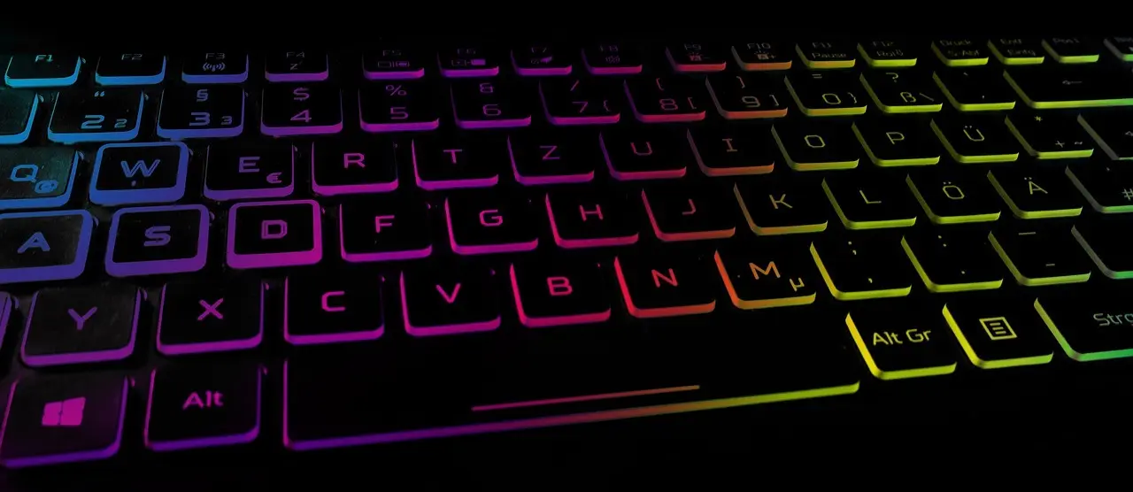 Sådan vælger du den rette tech-julegave til gamer-kæresten